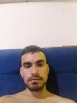 Snapshot of Killiam_boy chatting on July 8, 3:38 pm Killiam boy online show from July 8, 3:38 pm