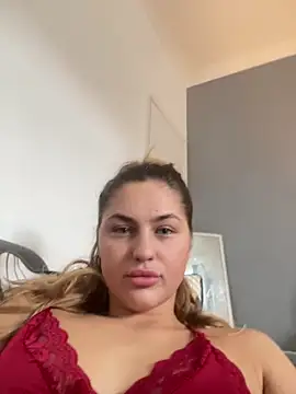 Goldiecherryx online show from June 7, 5:27 pm