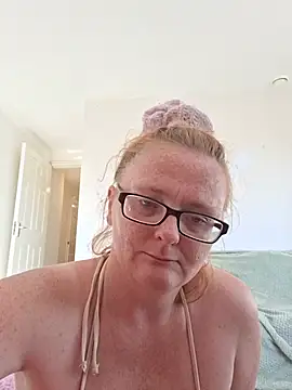 Naughtybutnicedaisy online show from June 26, 4:44 pm