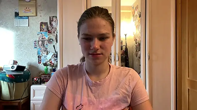 Codi Rostersy online show from June 17, 3:09 am
