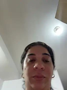 Siri Luxx online show from July 12, 3:08 am