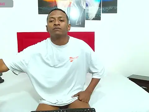 caellt online show from June 11, 7:23 pm