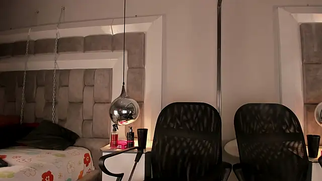 LucasThomson  online show from July 28, 3:57 am