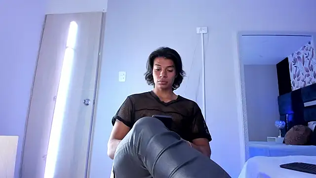 LycanMushu online show from July 22, 2:58 am