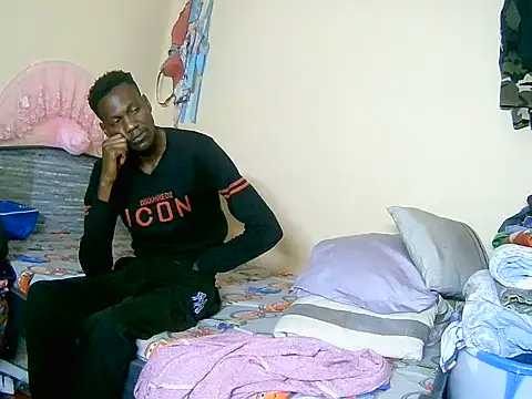 Snapshot of biglongrod12 chatting on July 13, 8:00 pm biglongrod12 online show from July 13, 8:00 pm