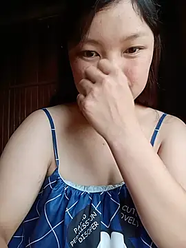 Linna-bae online show from July 18, 9:13 am