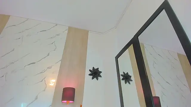 DanniValencia online show from June 25, 7:51 pm