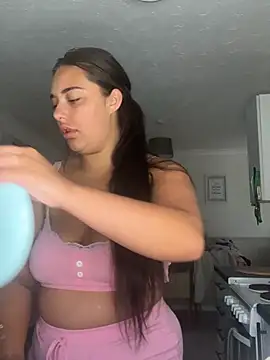 Snapshot of Maceysea_ chatting on June 30, 8:37 am Maceysea online show from June 30, 8:37 am