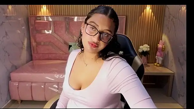 Marya stevens s online show from June 4, 8:04 pm