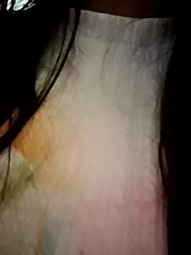 Snapshot of Romantic_riya_06 chatting on August 3, 6:12 am Romantic riya 06 online show from August 3, 6:12 am