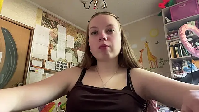 Aileyn online show from June 9, 8:15 am