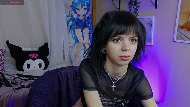 TwiggySmith online show from July 4, 9:48 am