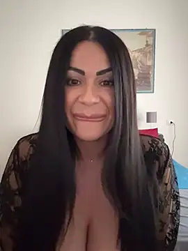 Snapshot of BellaDolce_ chatting on June 24, 12:04 pm BellaDolce online show from June 24, 12:04 pm