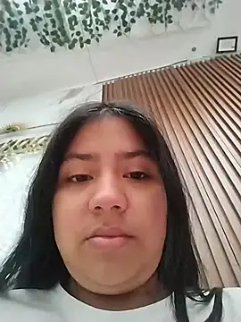 Snapshot of Amber_Herrera chatting on July 4, 12:33 pm Amber Herrera online show from July 4, 12:33 pm