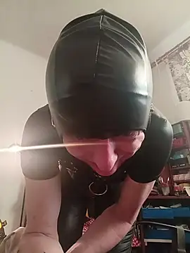 RubberFetischem online show from February 26, 6:45 am