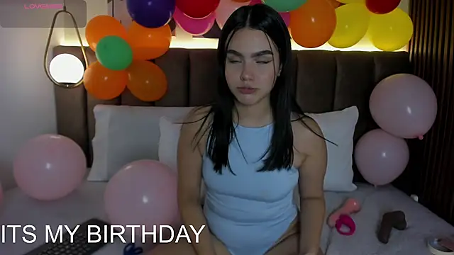Bella18   online show from July 21, 9:17 pm