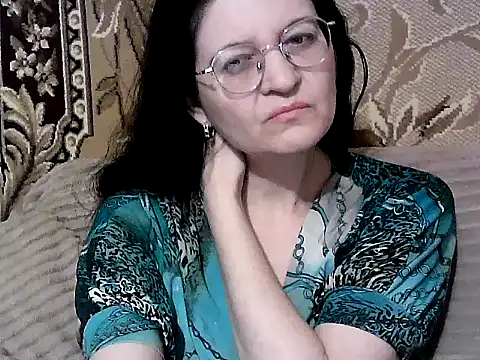 Dear Annet online show from June 18, 8:02 pm
