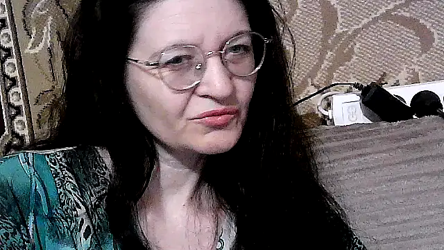 Dear Annet online show from July 21, 8:00 pm