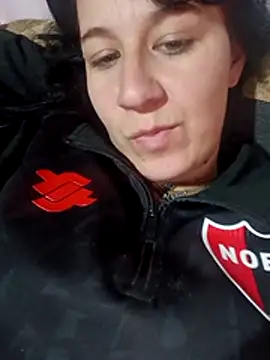 laamarii online show from July 7, 1:30 am