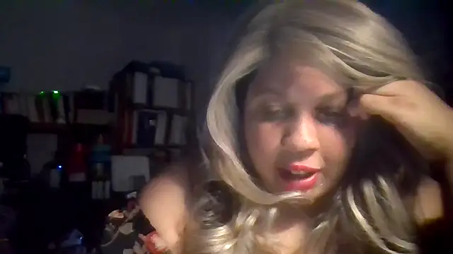 NotEvenPretty online show from June 11, 12:25 pm