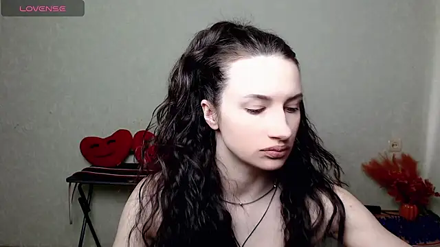 Snapshot of LilithRivi chatting on June 13, 2:15 pm LilithRivi online show from June 13, 2:15 pm