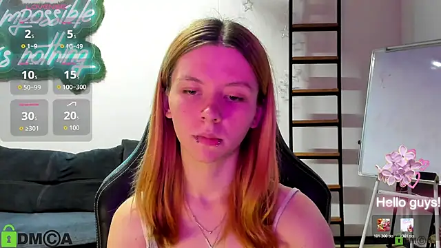 CarolInWonderland online show from July 20, 7:22 am
