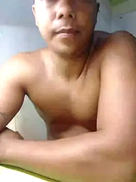 elmorenito0511 online show from June 5, 11:54 pm