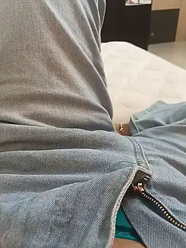 bunnie hot online show from August 1, 9:41 am