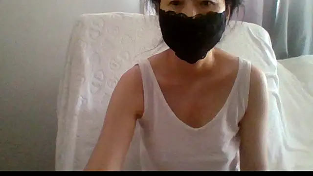 jolinnn online show from June 29, 9:26 am