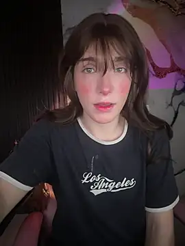 tifannyland online show from June 10, 12:44 am