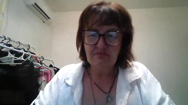 ErikaXShine online show from August 6, 7:49 pm