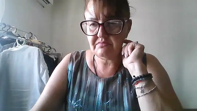 ErikaXShine online show from August 7, 12:07 pm