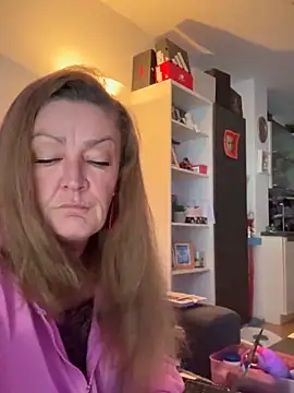 MumGabriela online show from June 14, 11:01 am