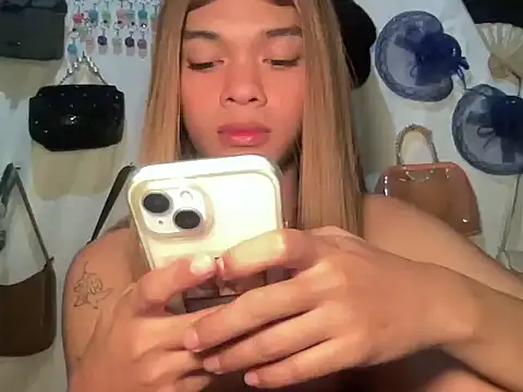 Justine0419 online show from July 31, 3:55 pm