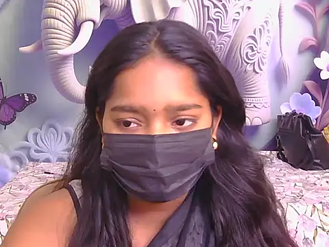 bold-kiyara online show from June 14, 5:09 am
