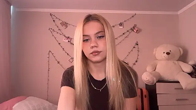 Glamorforyou online show from July 26, 3:14 am