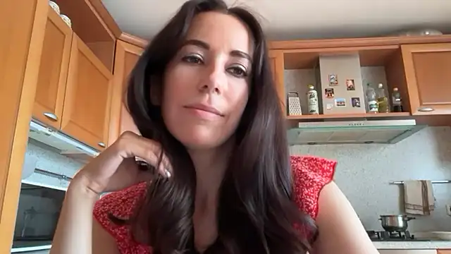 Snapshot of Flamingo_Queen chatting on July 6, 5:59 am Flamingo Queen online show from July 6, 5:59 am