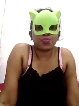Snapshot of sldoni chatting on June 12, 2:16 pm sldoni online show from June 12, 2:16 pm