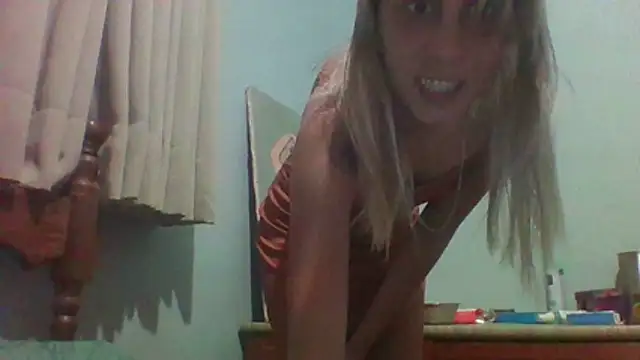 Snapshot of angelsexhot69 chatting on July 28, 12:29 am angelsexhot69 online show from July 28, 12:29 am