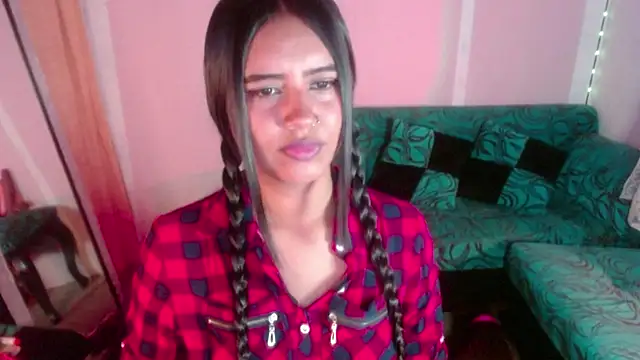 Snapshot of sweet_susy222 chatting on August 1, 10:41 pm sweet susy222 online show from August 1, 10:41 pm