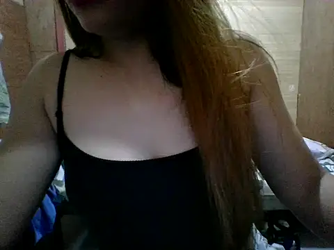 Snapshot of sexyhotjen chatting on June 29, 10:48 am sexyhotjen online show from June 29, 10:48 am