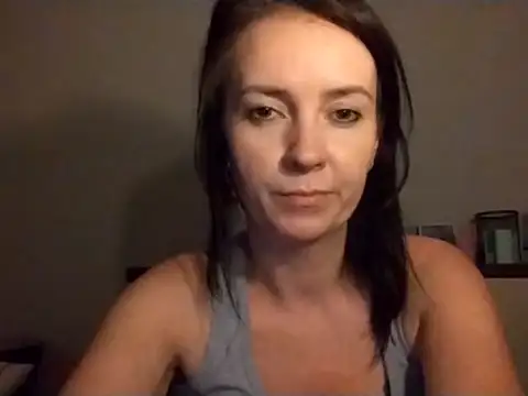 Snapshot of JenniferAlone chatting on July 8, 9:08 pm JenniferAlone online show from July 8, 9:08 pm