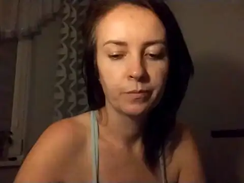 Snapshot of JenniferAlone chatting on July 14, 8:14 pm JenniferAlone online show from July 14, 8:14 pm