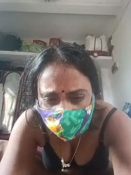 Snapshot of Simi-hot-boudi chatting on July 9, 12:58 am Simi-hot-boudi online show from July 9, 12:58 am