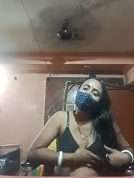 Snapshot of Simi-hot-boudi chatting on July 14, 10:32 am Simi-hot-boudi online show from July 14, 10:32 am