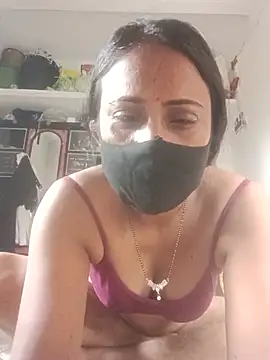 Snapshot of Simi-hot-boudi chatting on July 15, 2:17 am Simi-hot-boudi online show from July 15, 2:17 am