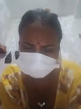 Snapshot of Simi-hot-boudi chatting on July 17, 6:46 pm Simi-hot-boudi online show from July 17, 6:46 pm