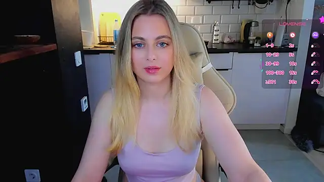 blonde kellyy online show from July 4, 4:51 am