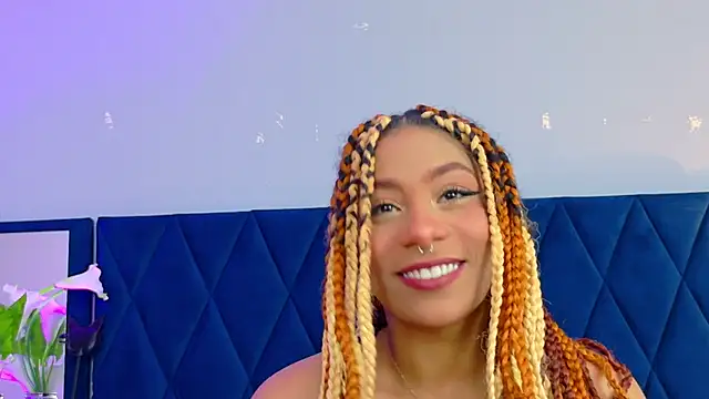 Aria Peach  online show from July 18, 8:34 pm