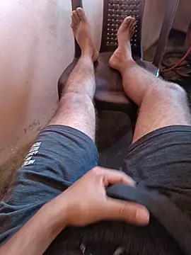 Desindianbull69 online show from June 27, 5:34 am